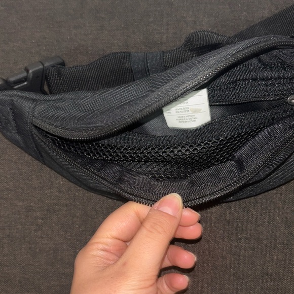 Nike Fanny Pack - Picture 3 of 4